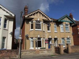 3 bedroom Detached f...